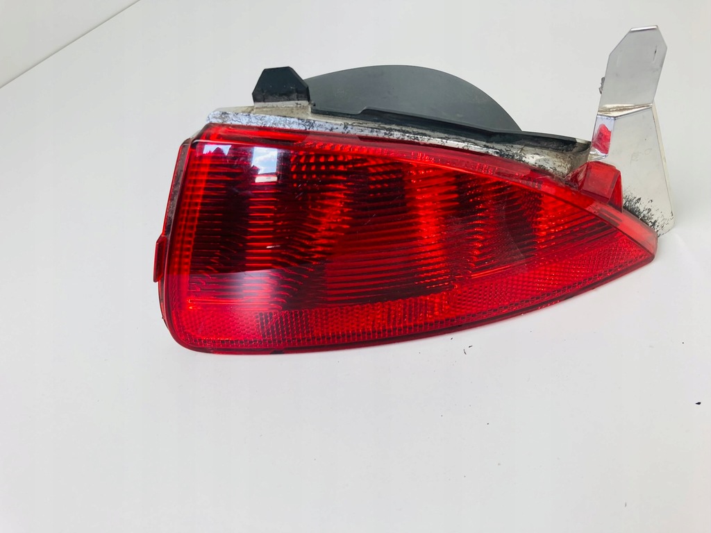 фото №1, Renault kadjar лампа бампера правый задняя задняя