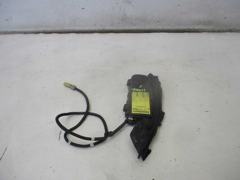 фото №1, Подушка подушка безопасности w сиденье правая toyota yaris i