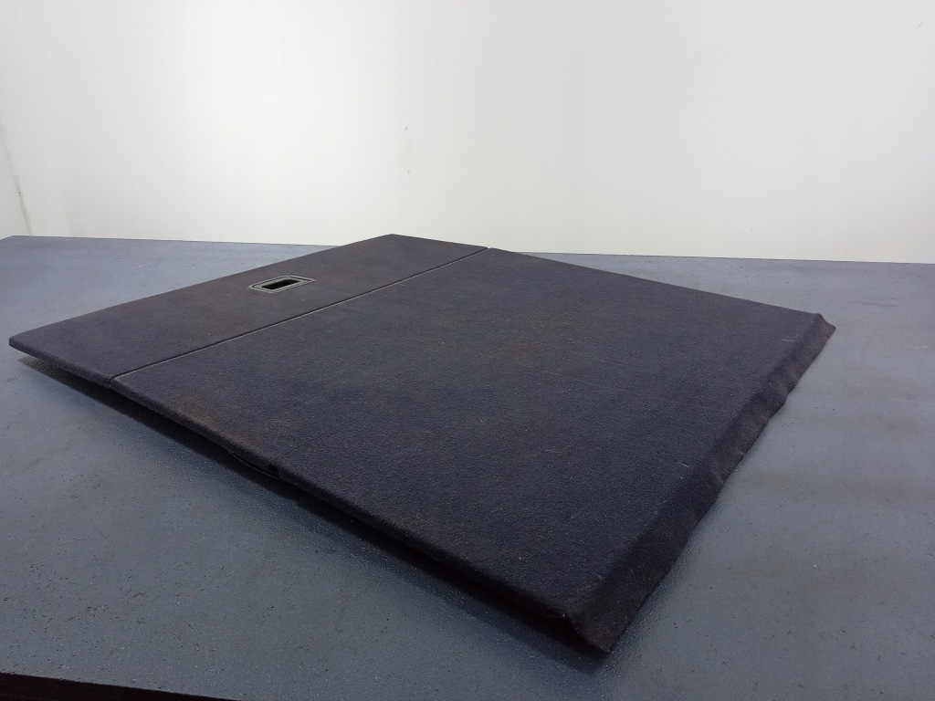 фото №3, Audi a4 b6 avant обшивка пол багажника