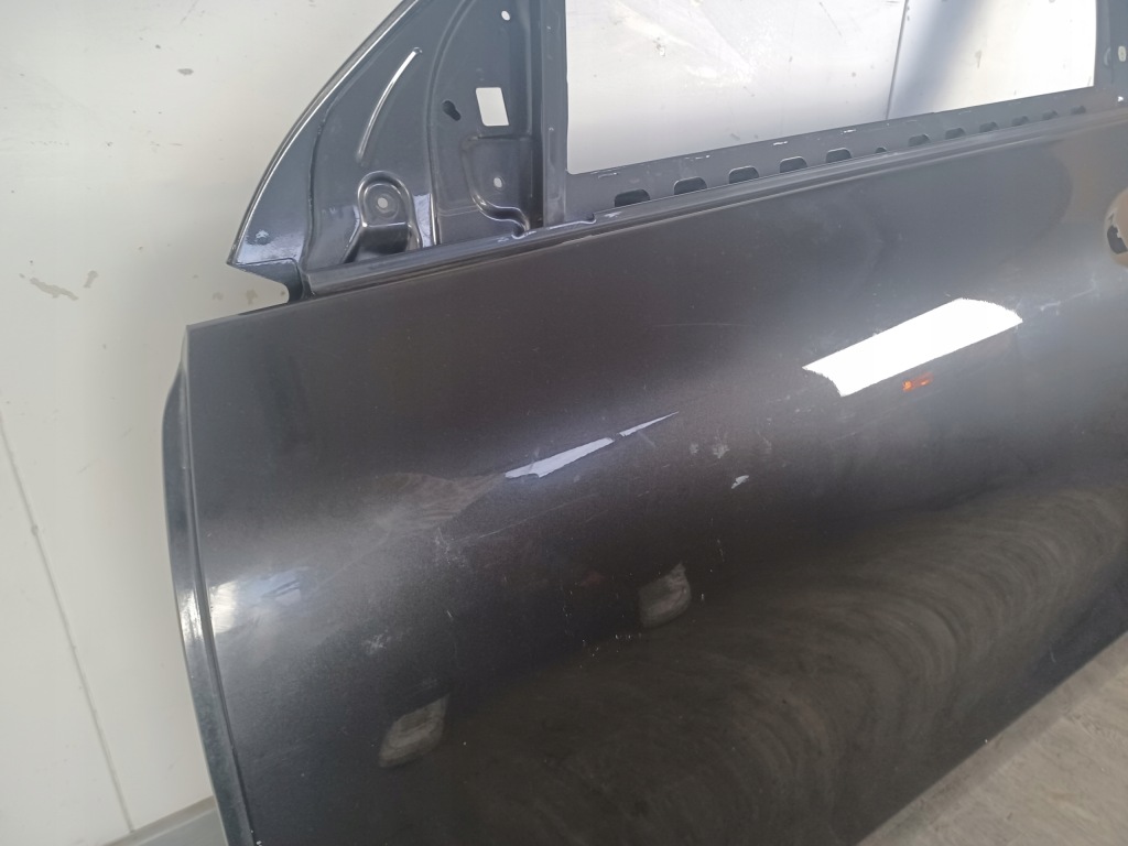 Дверь --- mercedes eqc w293 293 --- ---- передние левая -- перед левый Киев