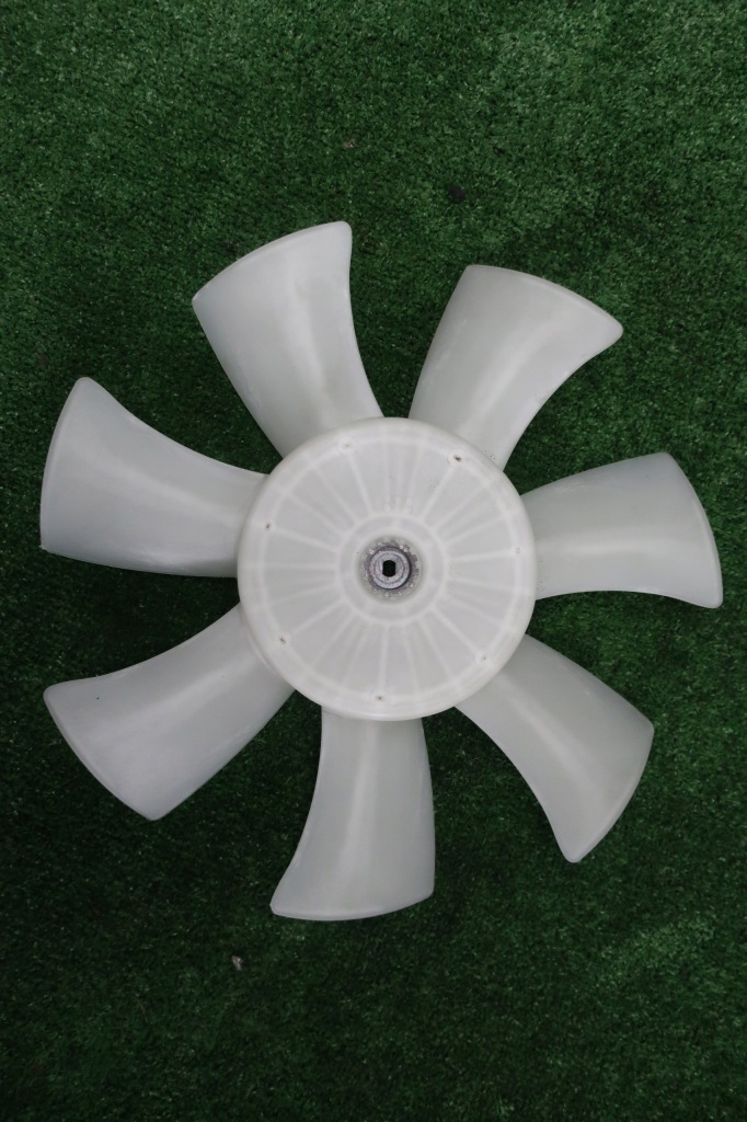 фото №1, Вентилятор лопать suzuki jimny 1.5 ddis