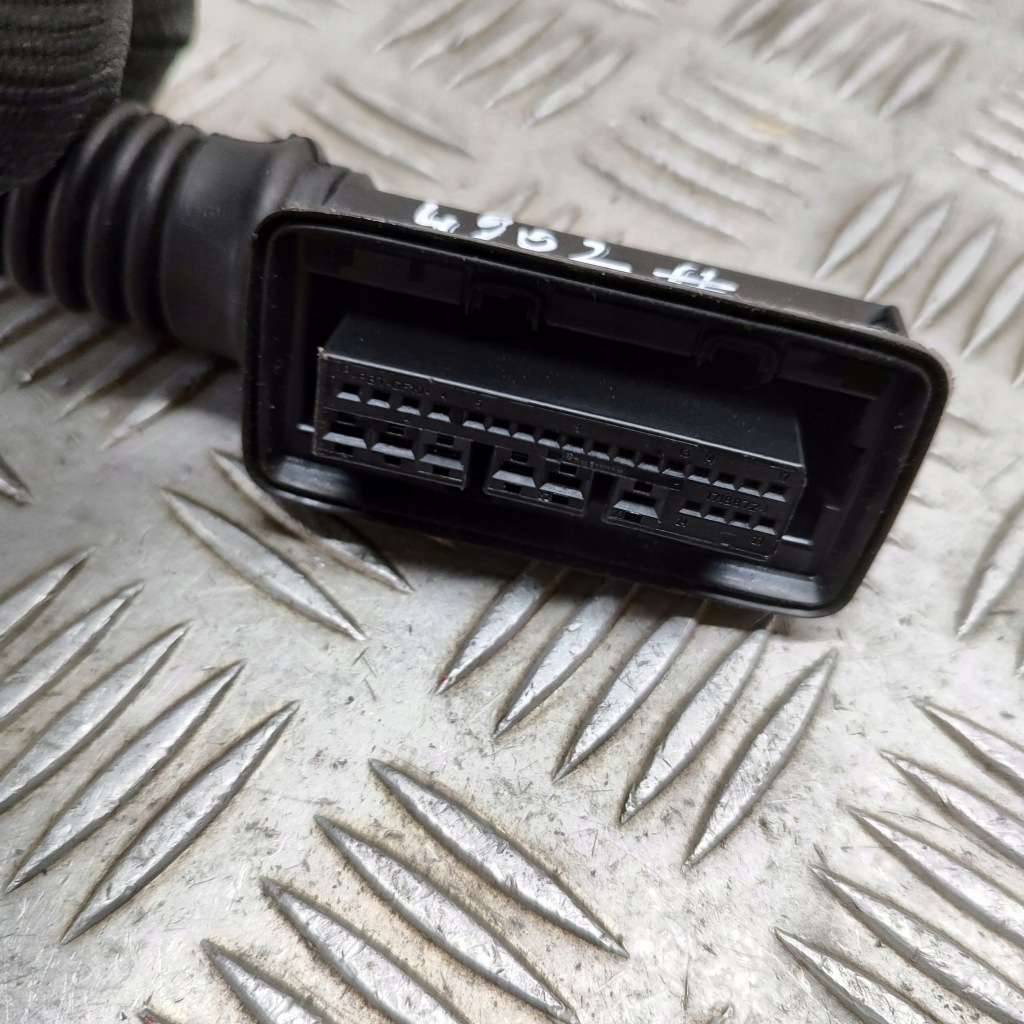 фото №5, Volkswagen tiguan 2024 перед сторона права джгут трубопровід двері передніх