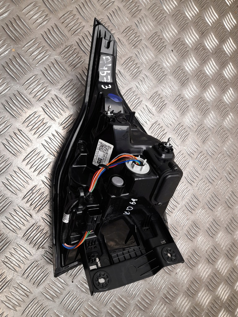 фото №6, Лампы задние kia sportage v nq5 2023 с правой r292462050