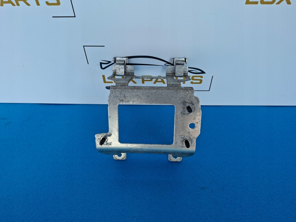 фото №1, Mercedes e w213 кронштейн радара