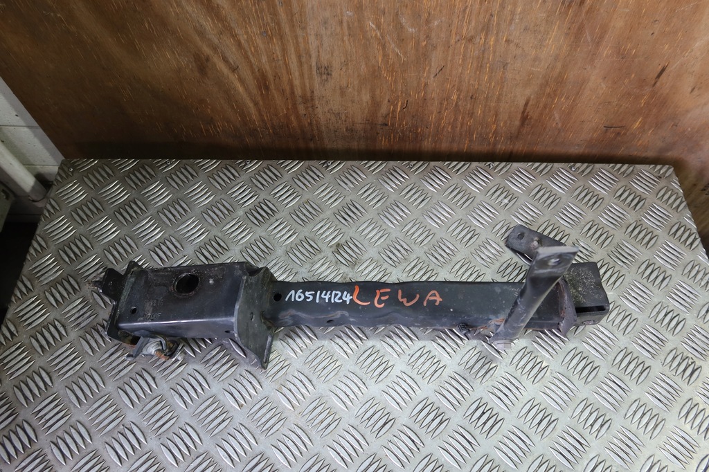 фото №1, Левый кронштейн зона деформации megane iv