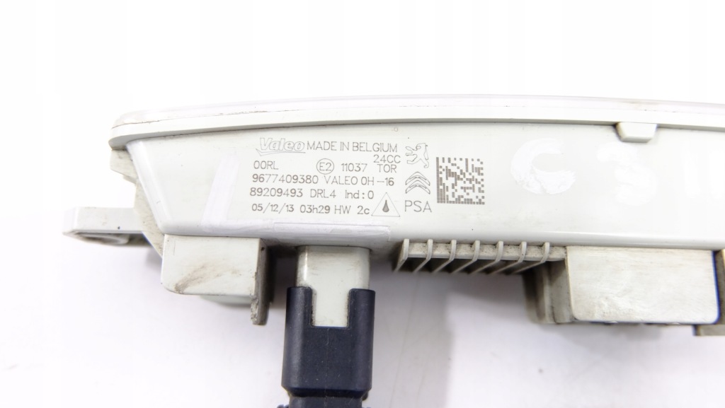 Citroen c3 2 рестайлинг  фара led 9677409380 с Разборки