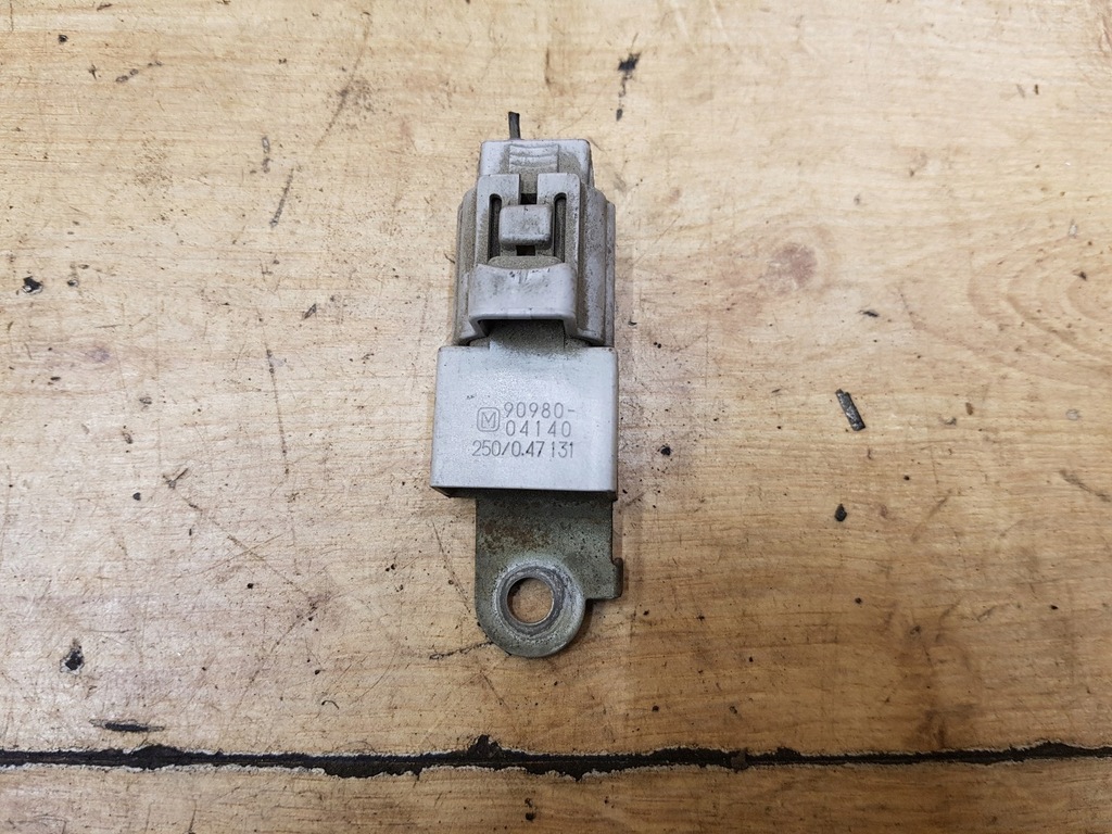 фото №1, Конденсатор toyota yaris i