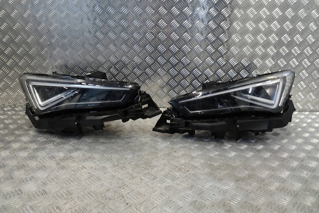 фото №14, Cupra formentor 2.5 tsi - kompletny перед