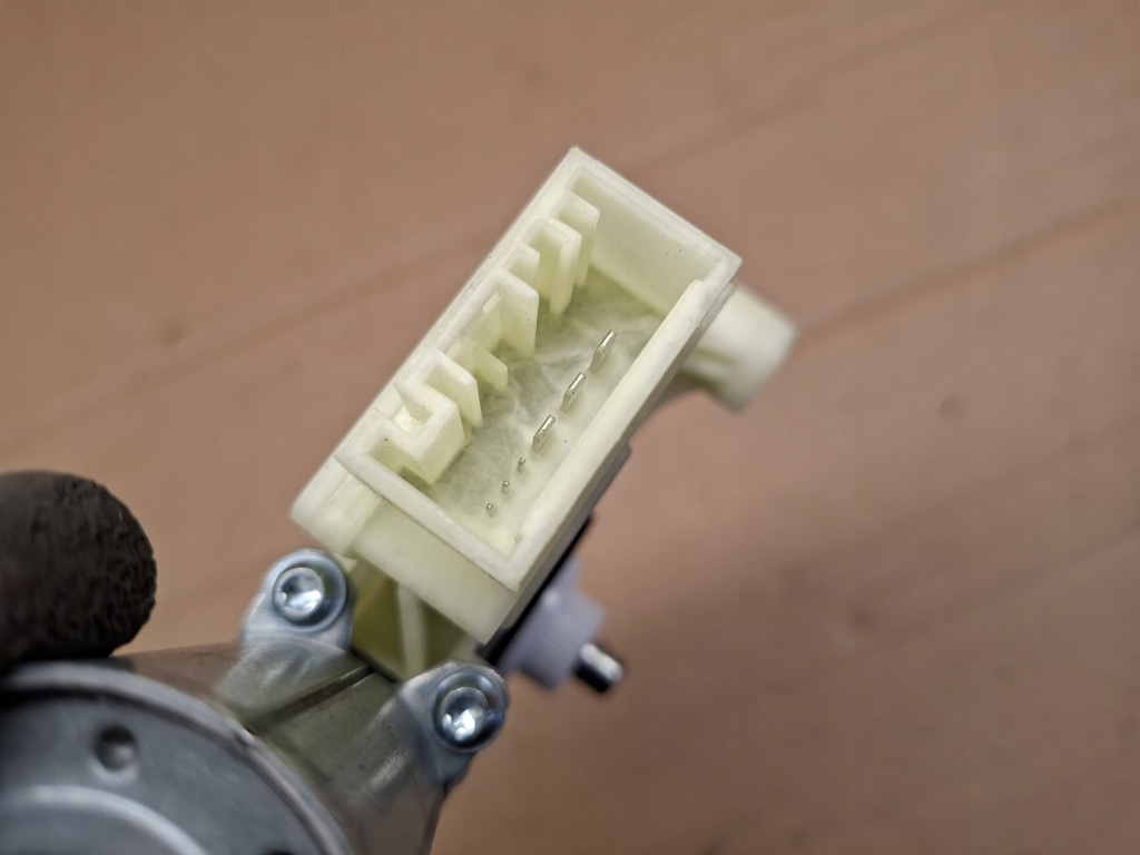 Bmw x5 g05 моторчик підйомника скло перед передній лівий 9450069 Оригінал