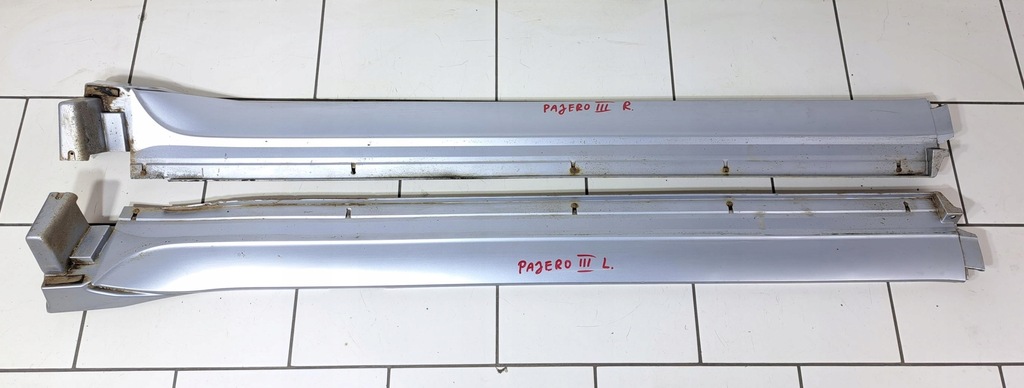 фото №1, Pajero iii shogun 5d молдинг порог правая a19