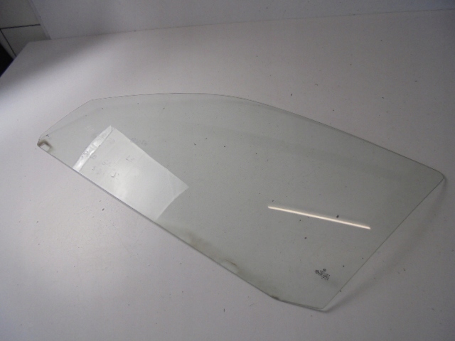 фото №1, Скло двері лівий перед vw polo 6n 3 двері 1998 rok