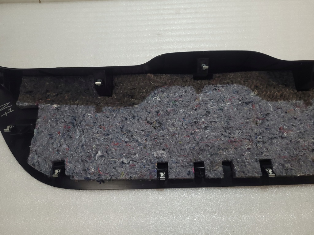 фото №10, Megane iv оббивка кришки багажника 909038723r