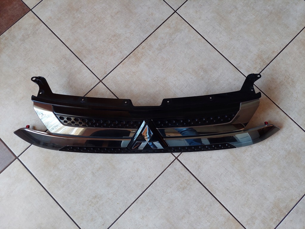 фото №9, Решітка радіатора - решітка радіатора - mitsubishi outlander iii - lift - 2018 - 2022