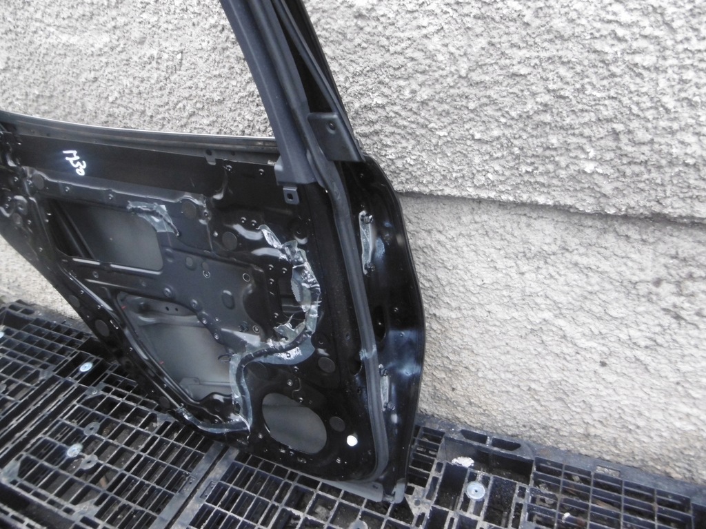 фото №13, Infiniti дверь m m30 m35 m37 дверь левый задняя задние