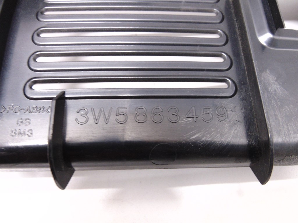 фото №6, Защита накладка молдинг багажника 3w5863459 bentley continental flying spur