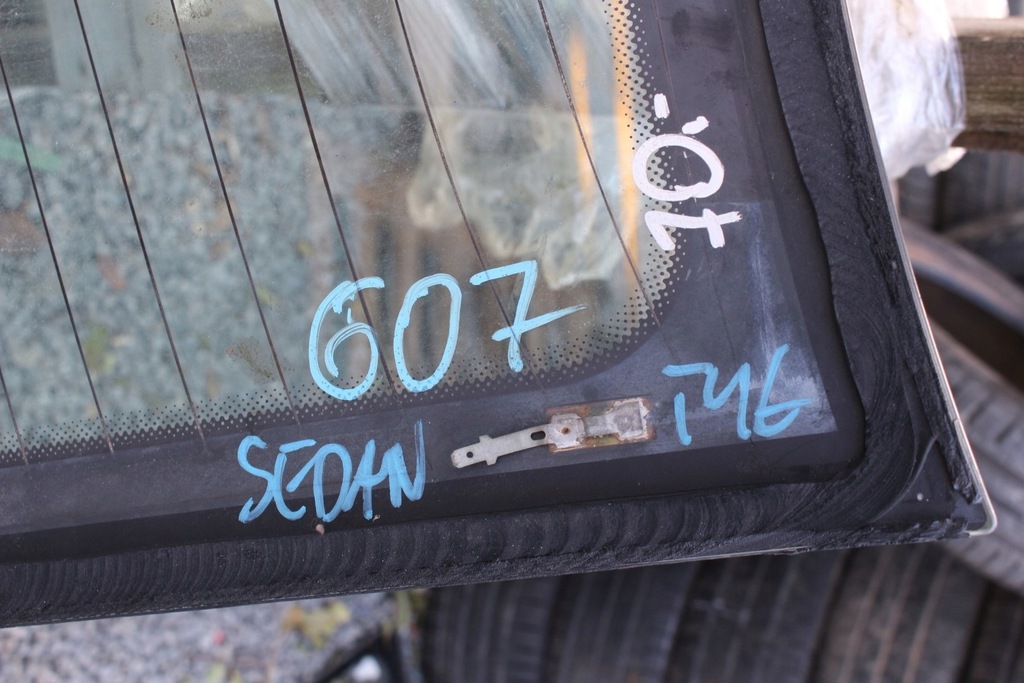 фото №6, Скло задня задня peugeot 607