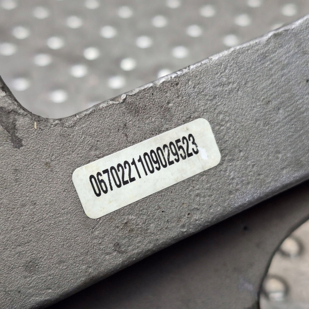 фото №6, Кронштейн подушка двигуна 670221109 maserati grecale ghibli iii 2.0gt гібрид