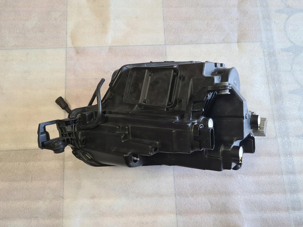 фото №8, Skoda karoq lift 2022 - rok лампа перед ліва 57b941009