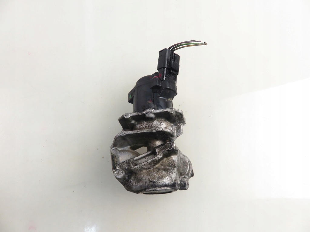 фото №5, Клапан egr citroen c3 i 1.4 hdi 8v - 8hx 9649358480 215975053