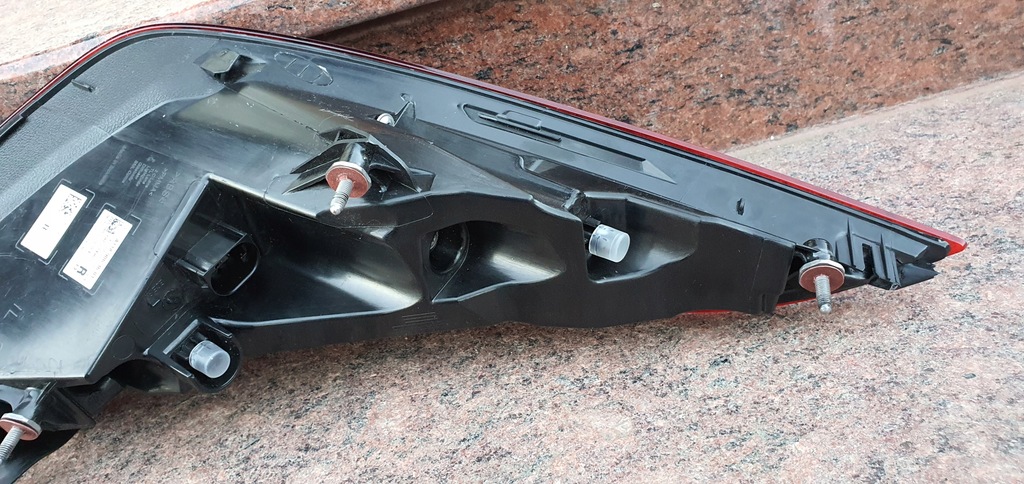 фото №11, Mercedes cla 118 c118 x118 lift 2023- лампа задняя задняя led правая