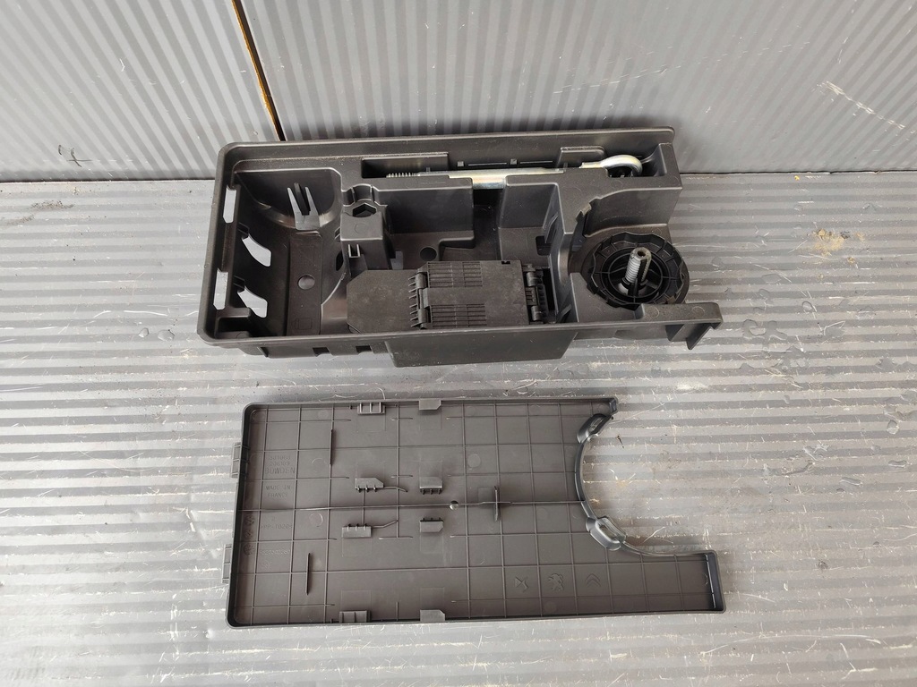 фото №1, Citroen c5 aircross 2020 коробка инструментальный