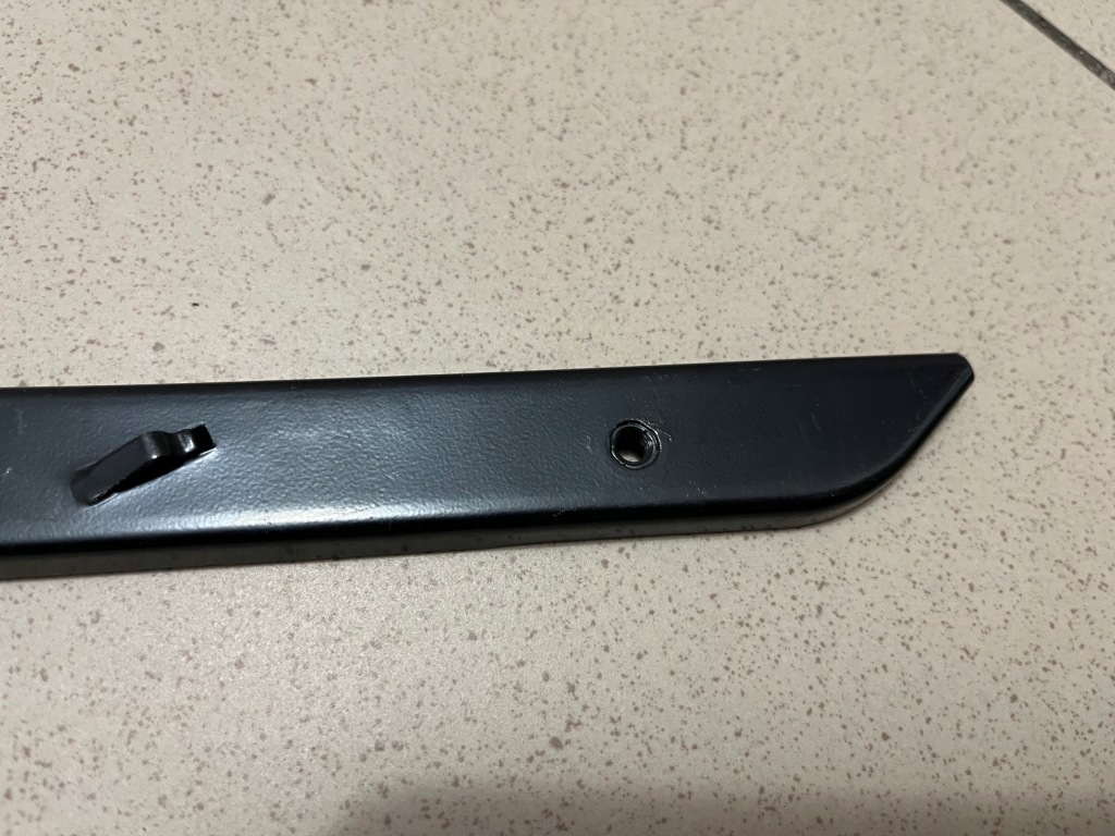 фото №4, Skoda rapid 5ja 12- напрямна кронштейн кронштейн бампера лівий