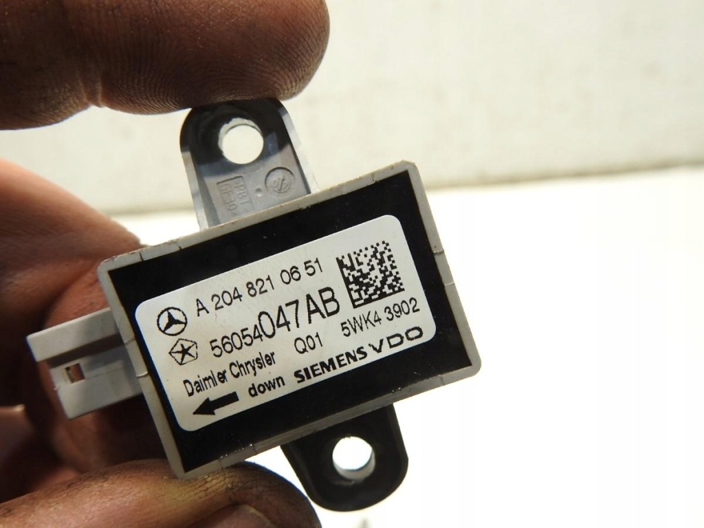 фото №7, Датчик ударний mercedes w204 a2048210651