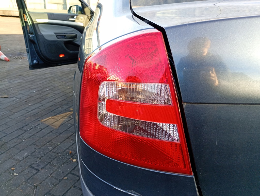 фото №1, Skoda octavia ii 2 04-08 лампа задня ліва задня