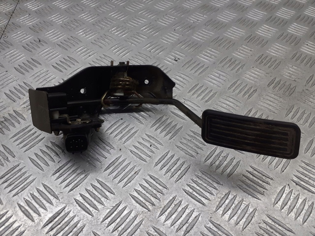 фото №1, Потенциометр педаль газа toyota corolla e12 2.0 d4d