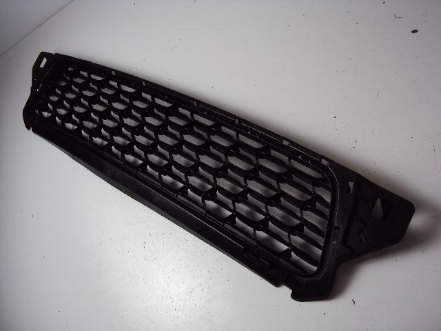 фото №1, Решётка радиатора решётка радиатора dacia duster i lift 2013-2017