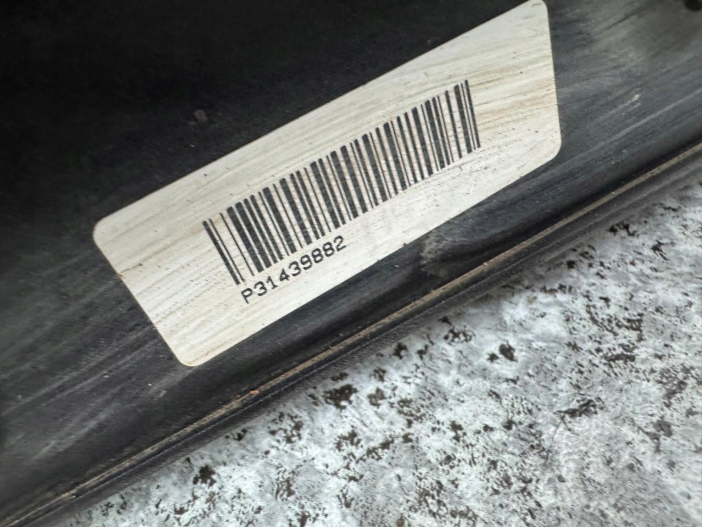 Вентилятор радиатор volvo v40 2 2012-2018r 31439882 2.0 d в Украине