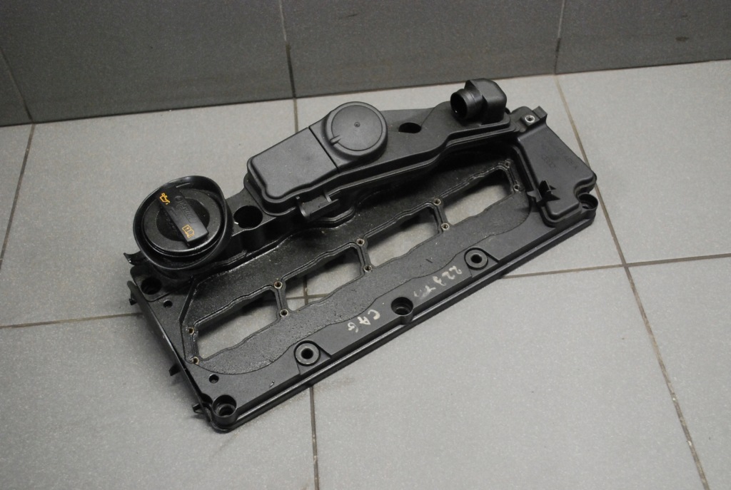 фото №1, Кришка клапанів audi 2.0 tdi cag 03l103469a