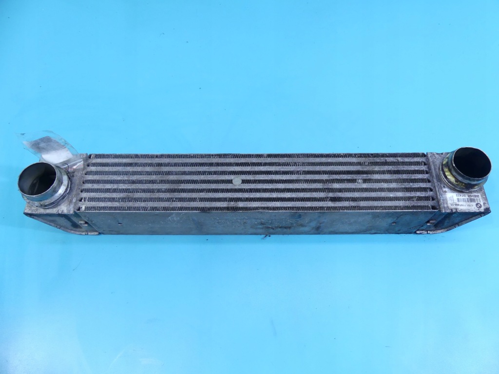 фото №1, Интеркулер bmw e60 e61 7787446 2.5d