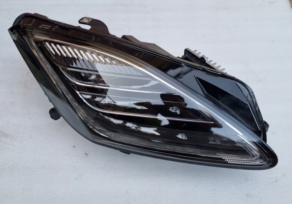 фото №1, Jaguar e-pace лампа full led лампа права epace