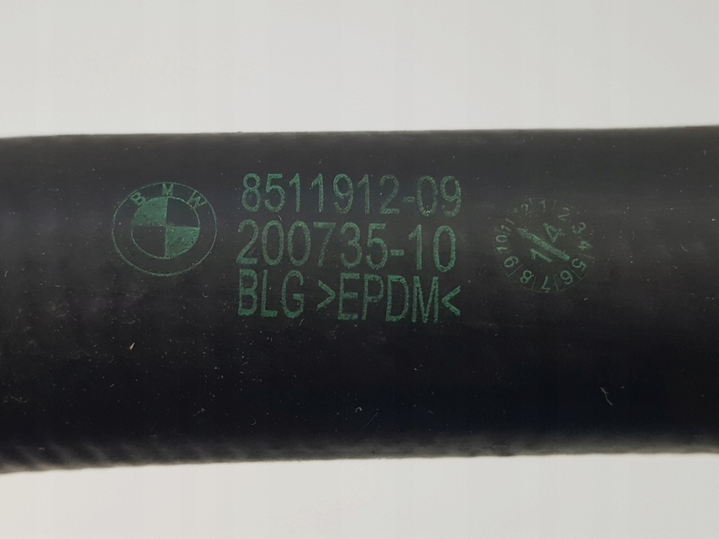 Шланг труба пабтрубок  радиатора воды bmw x1 f48 x2 f39 f45 b37 1.5d 8511912 Цена