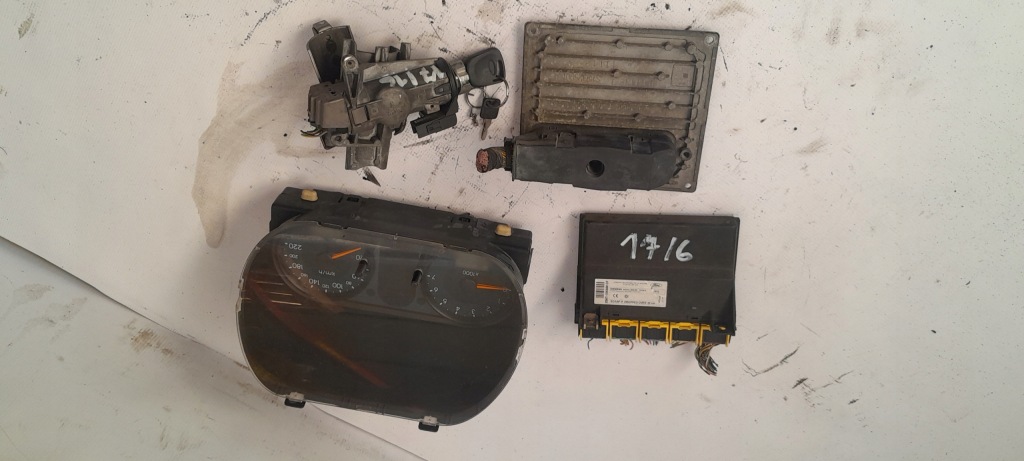 фото №1, Ford fiesta v mk5 3d 1.25 набор стартовый 3s6t-12a650-cb