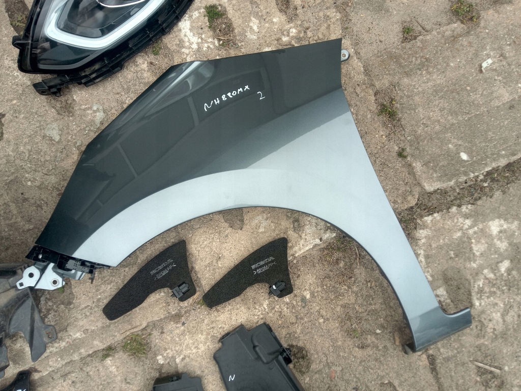 фото №5, Honda jazz v перед капот бампер крила лампи