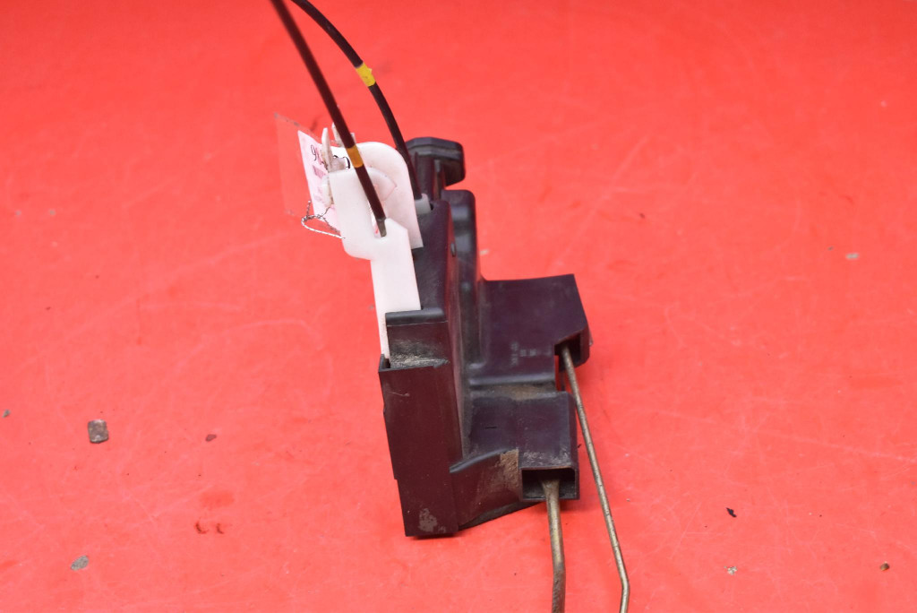 фото №5, Замок дверь правый перед передний eu hyundai santa fe 1 i 00-04