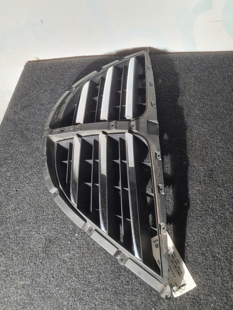 фото №2, Решітка радіатора решітка радіатора ssang yong rodius 7945121010