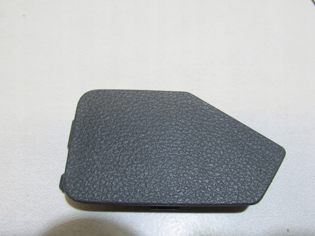 фото №1, Заглушка болты туннель левая c-max mk2 grand 2013 r