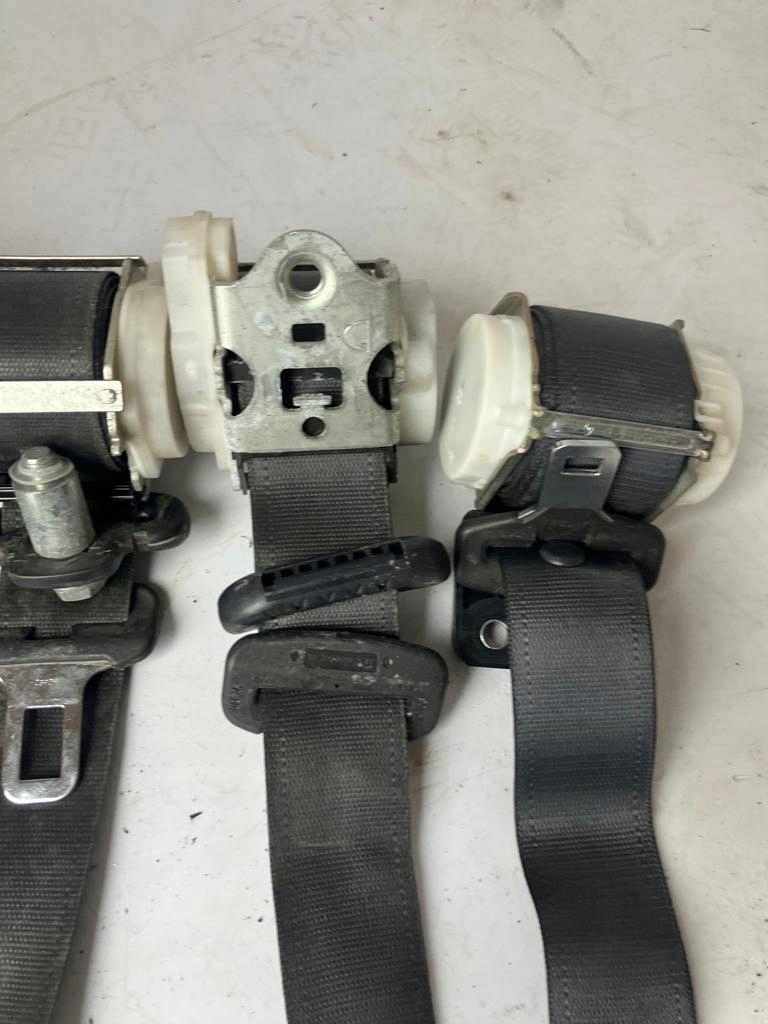 фото №3, Pas безпеки fiat croma комплект ременів