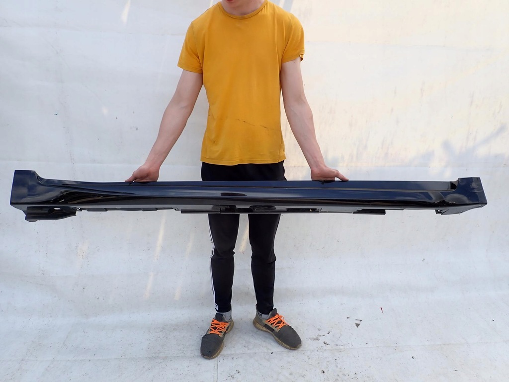 фото №1, Toyota avensis iii 3 09-15 молдинг порог правая