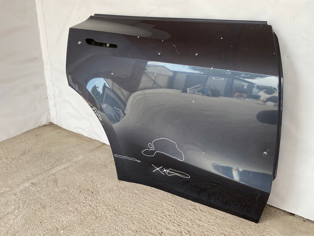 фото №9, Tesla y дверь правое задние poznań ==giełda==