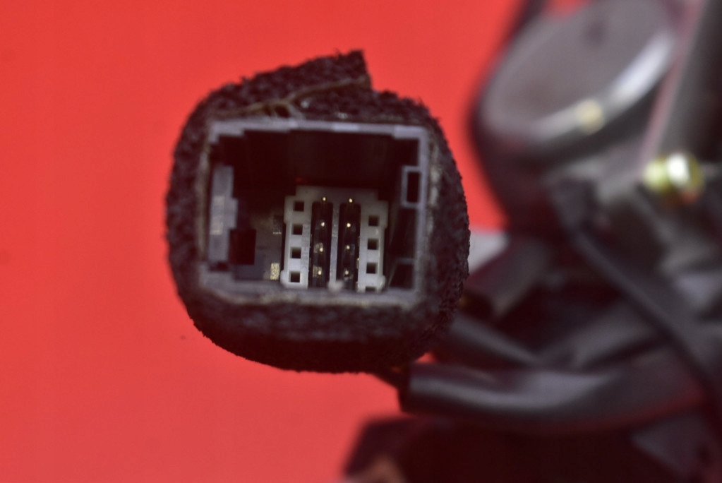 фото №8, Замок зажигания ключ 96673458 saturn vue 2 ii 3.6 v6 4x4 252 km 07-10