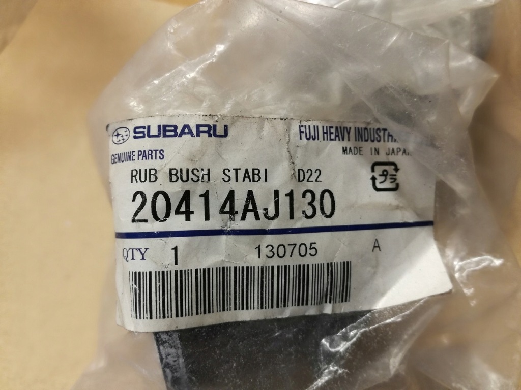 фото №1, Гумовий елемент втулка стабілізатора перед subaru 20414aj130