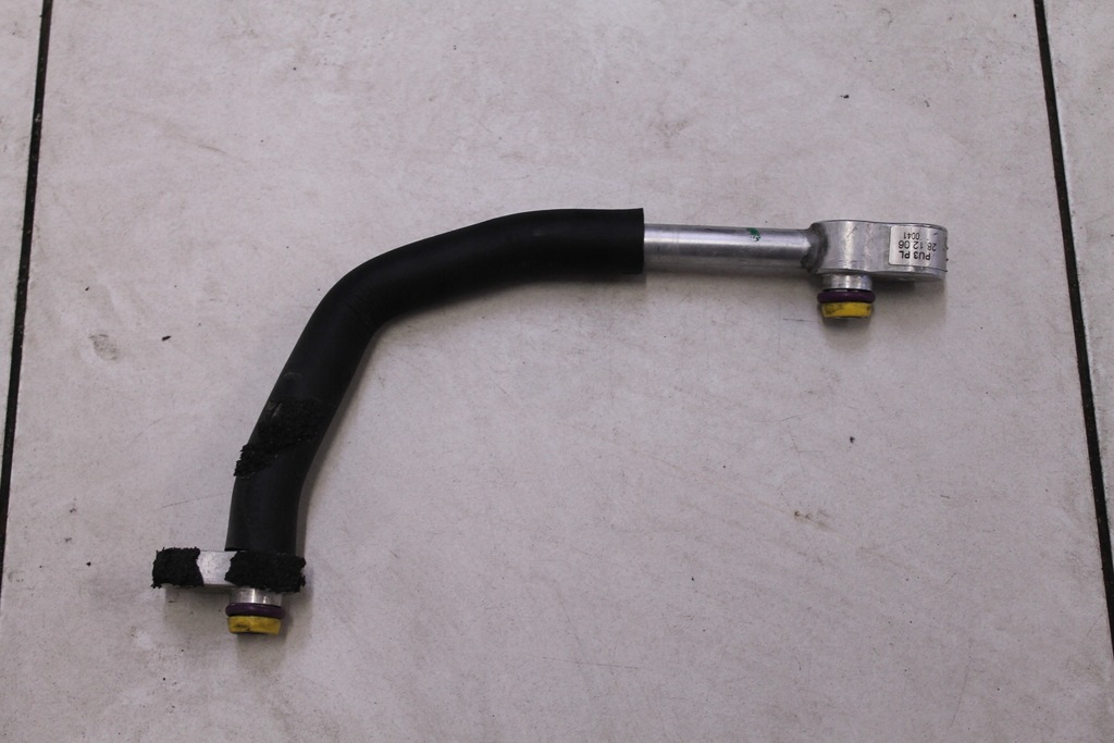 фото №2, Audi r8 420 06r- шланг трубка кондиционера кондиционер