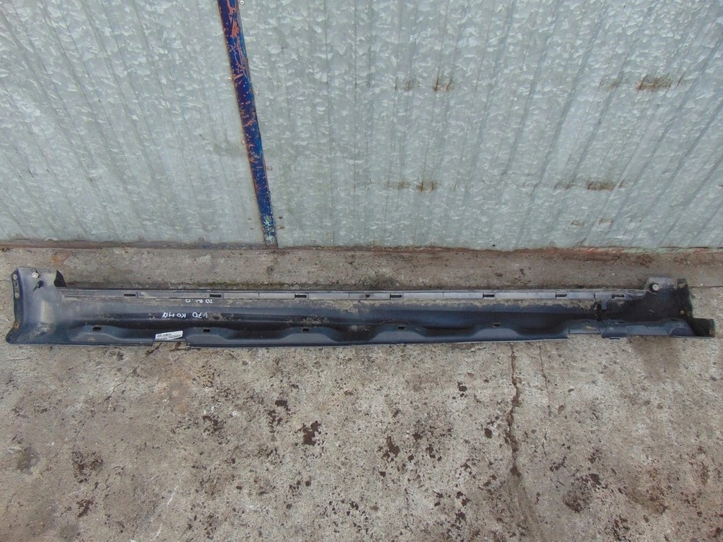 фото №4, Молдинг порог правая volvo v70 iii 2007 порог