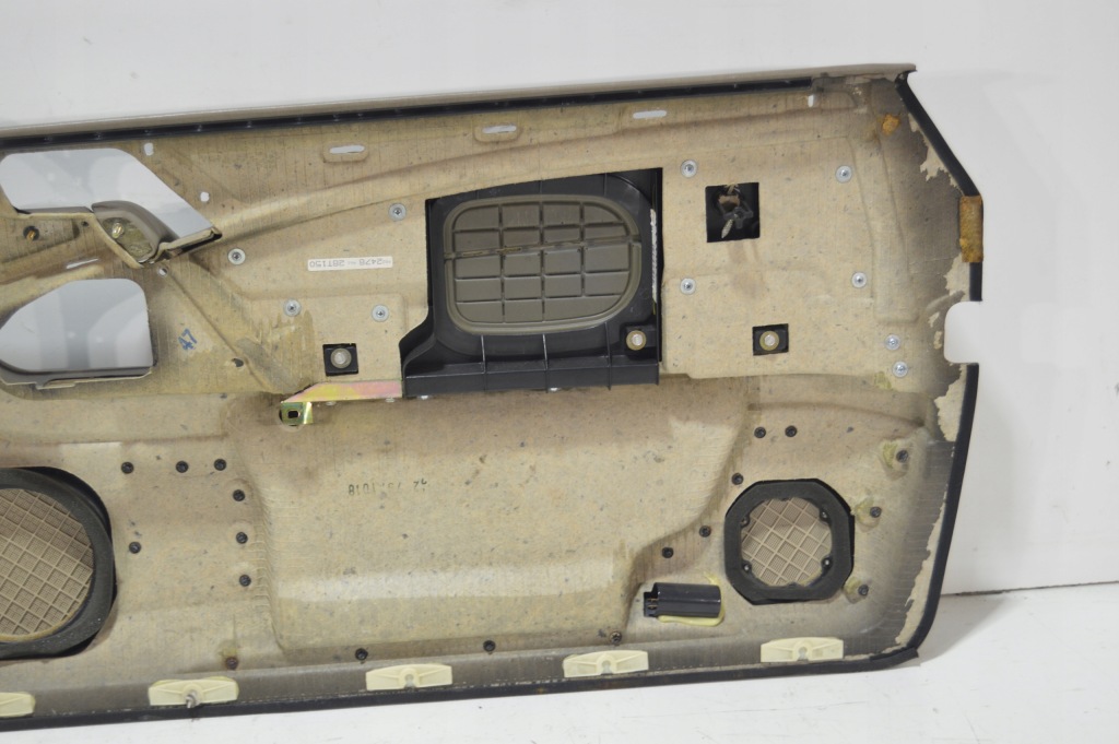 Купить Обшивка дверь левый рестайлинг  mercedes w140 купе cl c140 sec 1407200763 бежевый