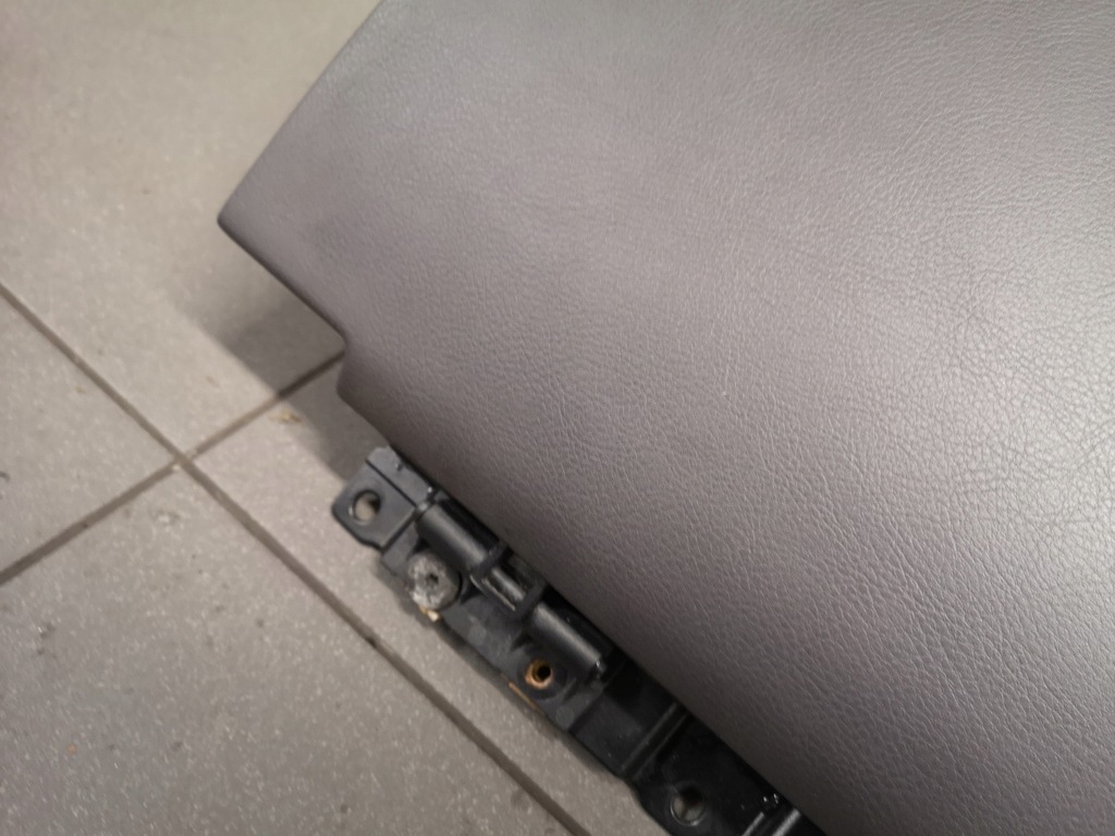 фото №9, Бардачок корпус колонки vw phaeton eu 3d1857505g