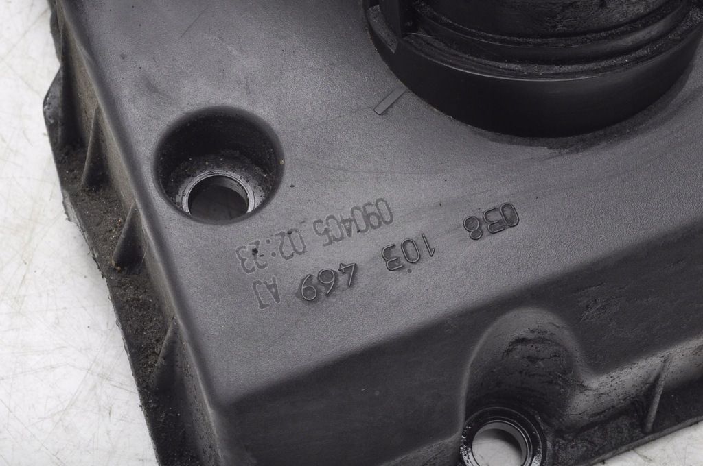 фото №6, Ford galaxy mk2 1.9 крышка клапанов